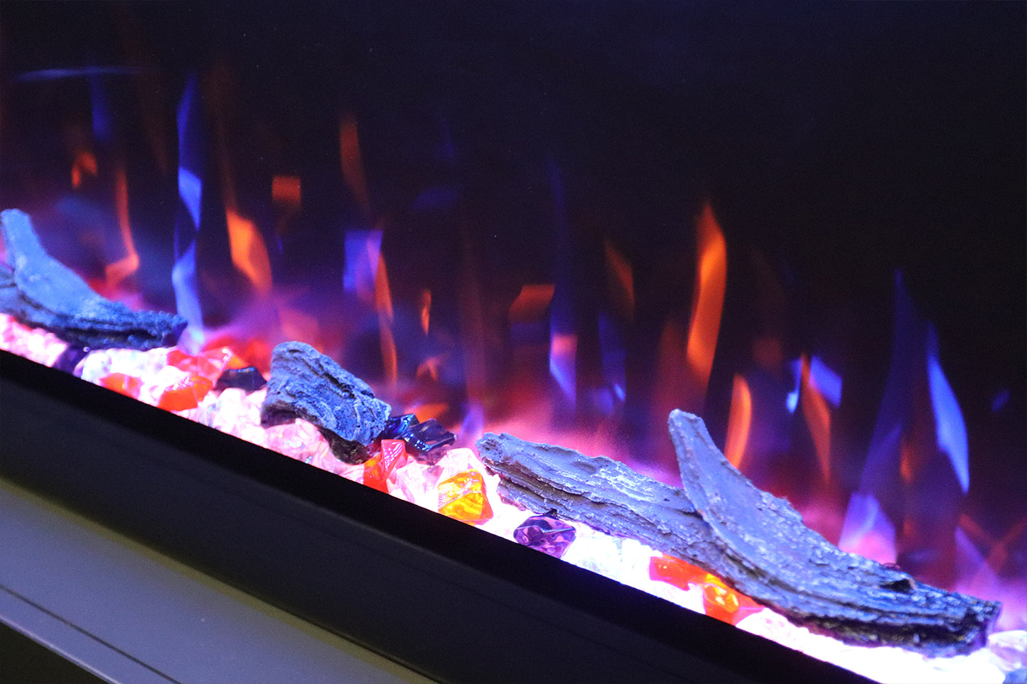 Mystflame Crystal 60 Wi-Fi - chimenea eléctrica con función de selección del color de las llamas.