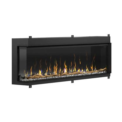 Foto de la chimenea eléctrica panorámica Dimplex Ignite Bold 74 con un panel lateral de vidrio.